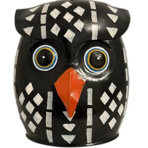 Dotted Owl Garden Statue Indoor Outdoor Home Decor Black NEW Retails 29.99